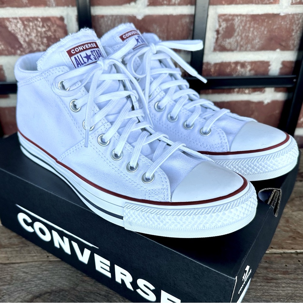 NIB Chuck Taylor All Star Madison High Top Sneaker - Women’s 10 US